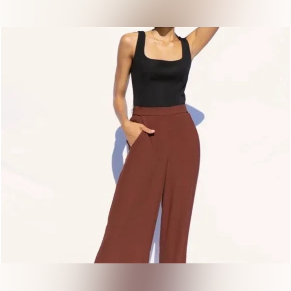 Aritzia Wilfred Buenos Camisole Square-Neck Blouse
